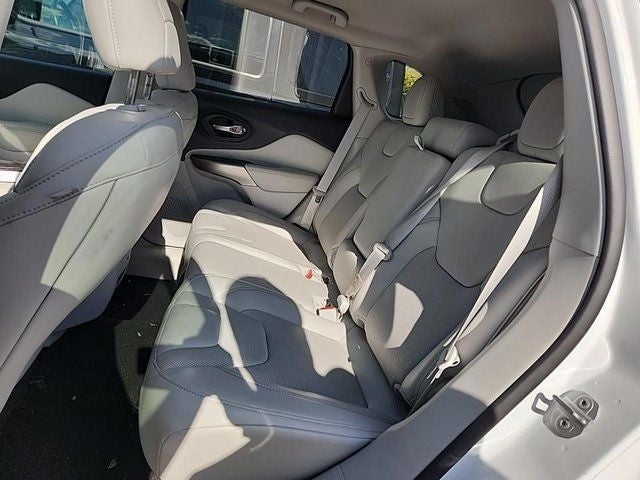 2021 Jeep Cherokee Latitude Lux 3.2 Liter V6 4WD