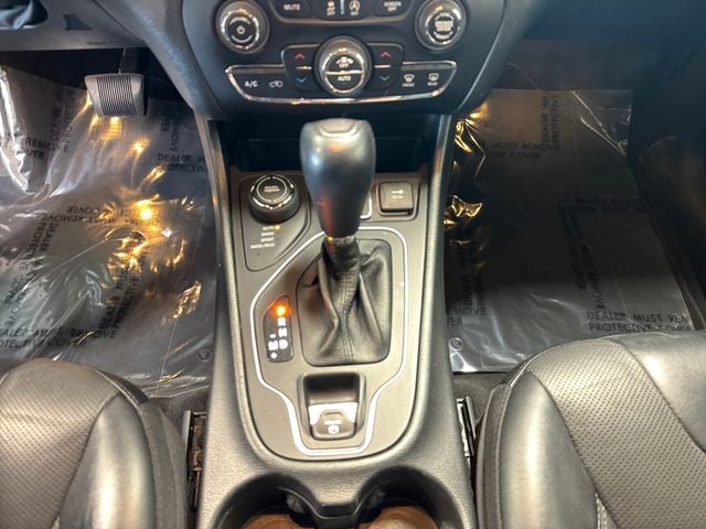 2022 Jeep Cherokee Latitude Lux 3.2 Liter V6 4WD