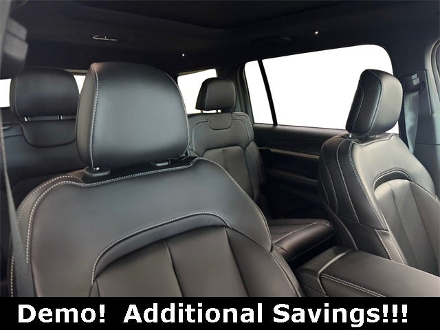 2025 Jeep Grand Cherokee L Limited 4x4