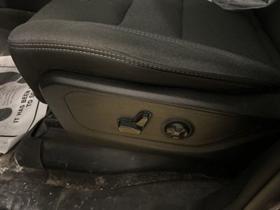 2020 RAM 1500 Big Horn Crew Cab 4x4 5'7' Box