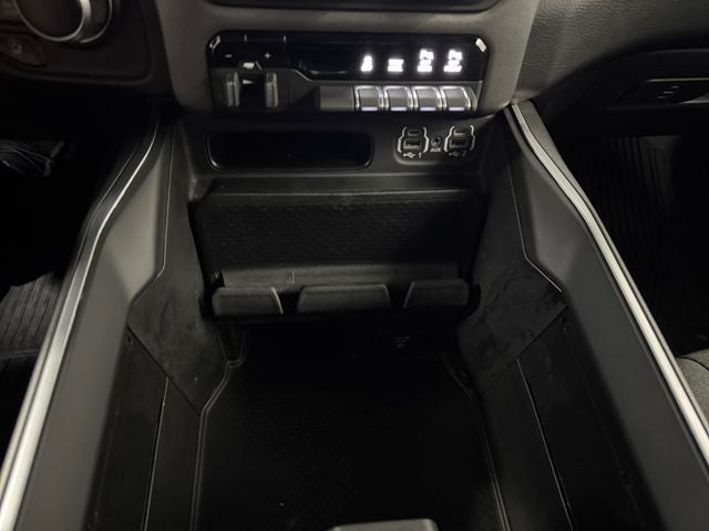 2020 RAM 1500 Big Horn Crew Cab 4x4 5'7' Box
