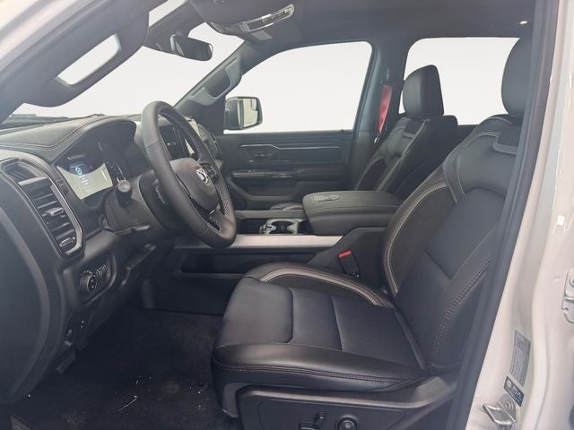 2026 RAM 1500 Laramie Crew Cab 4x4 5'7' Box