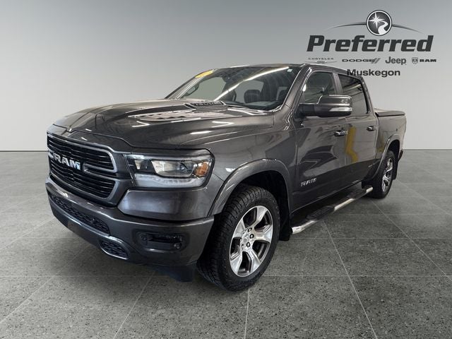 2020 RAM 1500 Laramie Crew Cab 4x4 5'7' Box