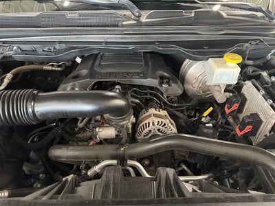 2020 RAM 1500 Laramie Crew Cab 4x4 5'7' Box