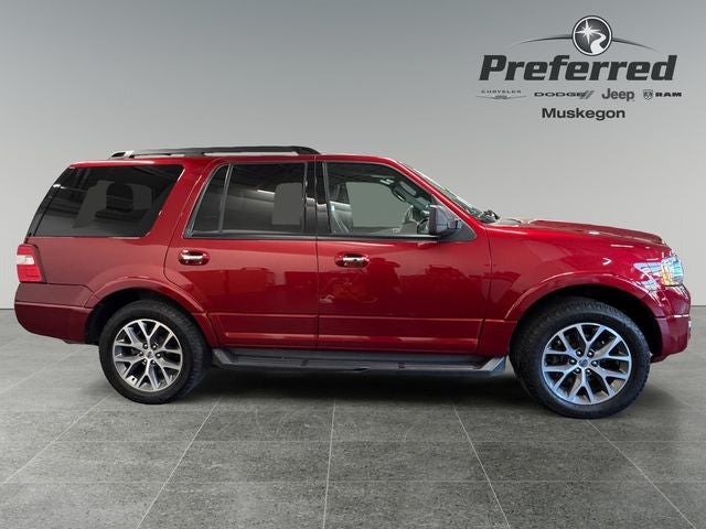 2016 Ford Expedition XLT 3.5 Liter EcoBoost Turbocharged 4WD
