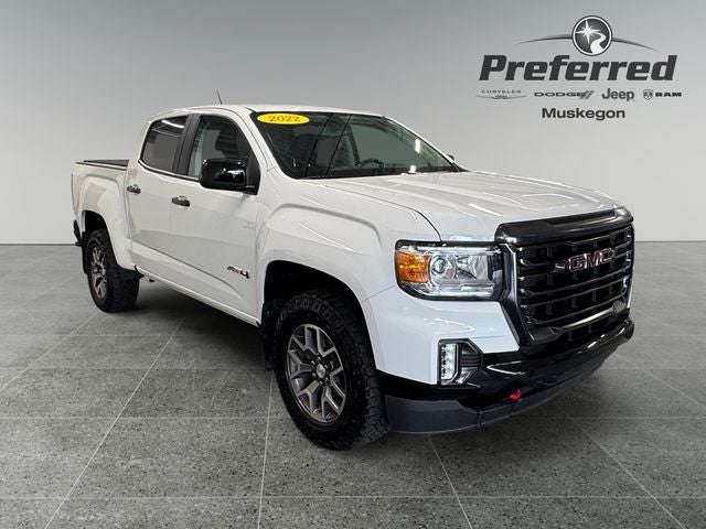 2022 GMC Canyon 4WD Crew Cab Short Box AT4 - Cloth