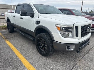 2017 Nissan TITAN XD PRO-4X Diesel