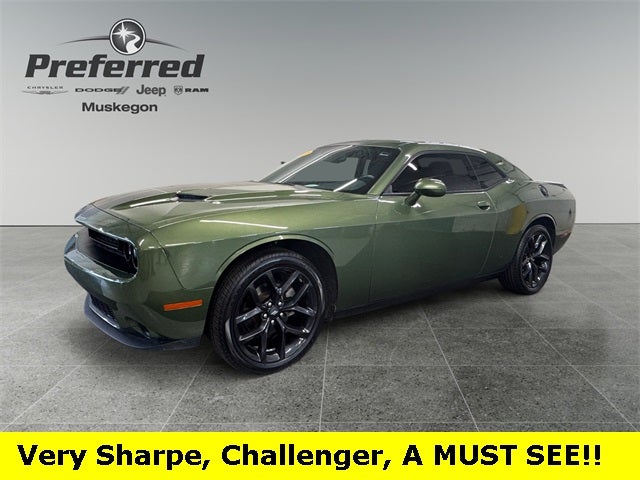 2022 Dodge Challenger SXT