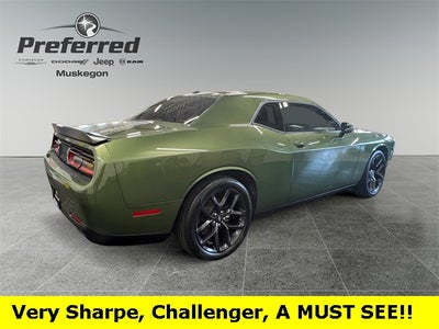 2022 Dodge Challenger SXT