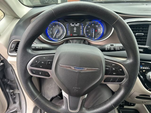 2021 Chrysler Voyager LXI