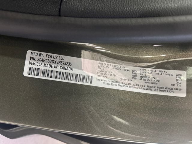 2027 Chrysler Pacifica Limited