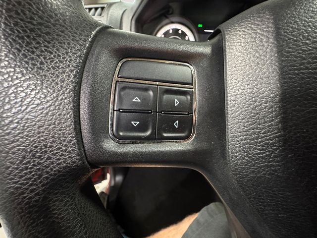 2013 RAM 1500 Express 5.7 Liter V8 Hemi 2D Standard Cab 4WD