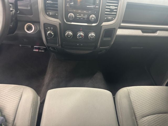 2013 RAM 1500 Express 5.7 Liter V8 Hemi 2D Standard Cab 4WD