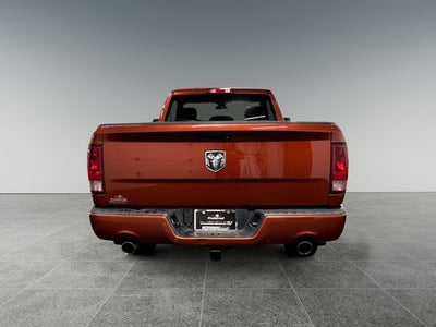 2013 RAM 1500 Express 5.7 Liter V8 Hemi 2D Standard Cab 4WD