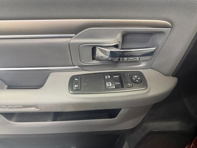 2013 RAM 1500 Express 5.7 Liter V8 Hemi 2D Standard Cab 4WD