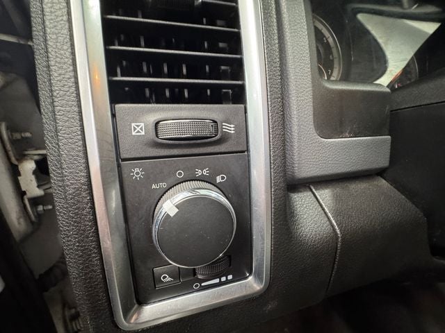 2018 RAM 2500 SLT Crew Cab 4x4 6'4' Box