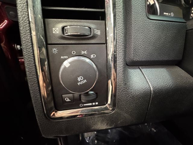 2018 RAM 2500 Laramie 6.7 Liter Cummins Turbodiesel Crew Cab 4WD