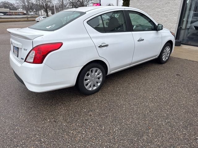 2015 Nissan Versa 1.6 SV