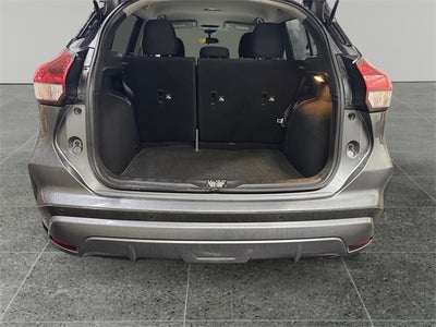 2021 Nissan Kicks SV Xtronic CVT