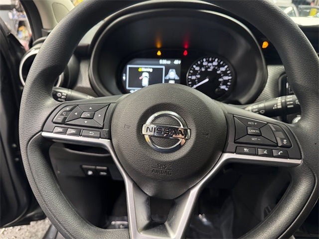 2021 Nissan Kicks SV Xtronic CVT