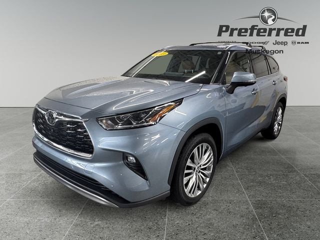 2023 Toyota Highlander Platinum 2.4 Liter Turbocharged FWD