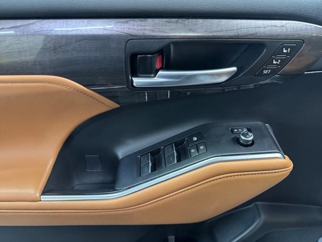 2023 Toyota Highlander Platinum 2.4 Liter Turbocharged FWD