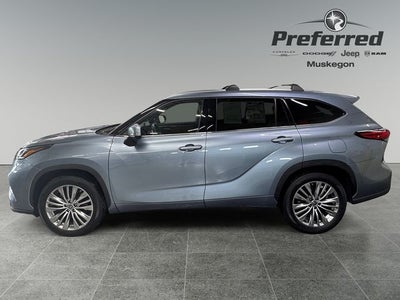 2023 Toyota Highlander Platinum 2.4 Liter Turbocharged FWD