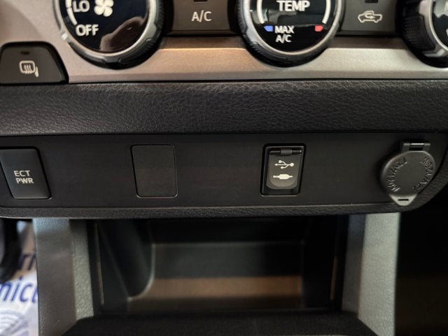2018 Toyota Tacoma SR V6
