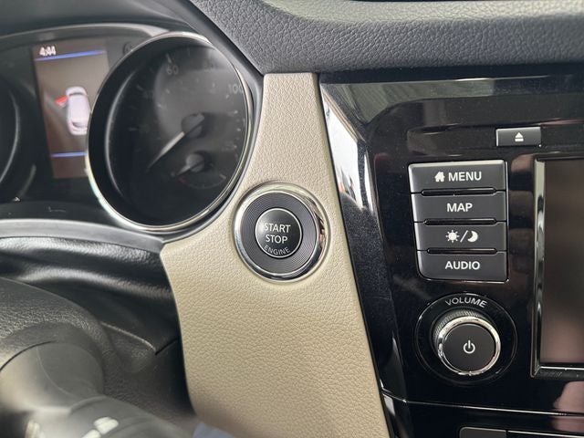 2020 Nissan Rogue Sport SL AWD Xtronic CVT