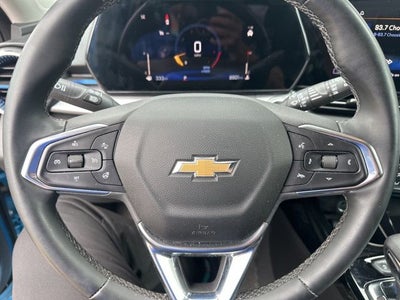 2025 Chevrolet Trax FWD LT