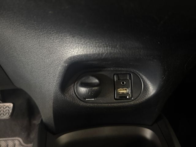 2016 Toyota Yaris L 1.5 Liter 5D Hatchback Automatic